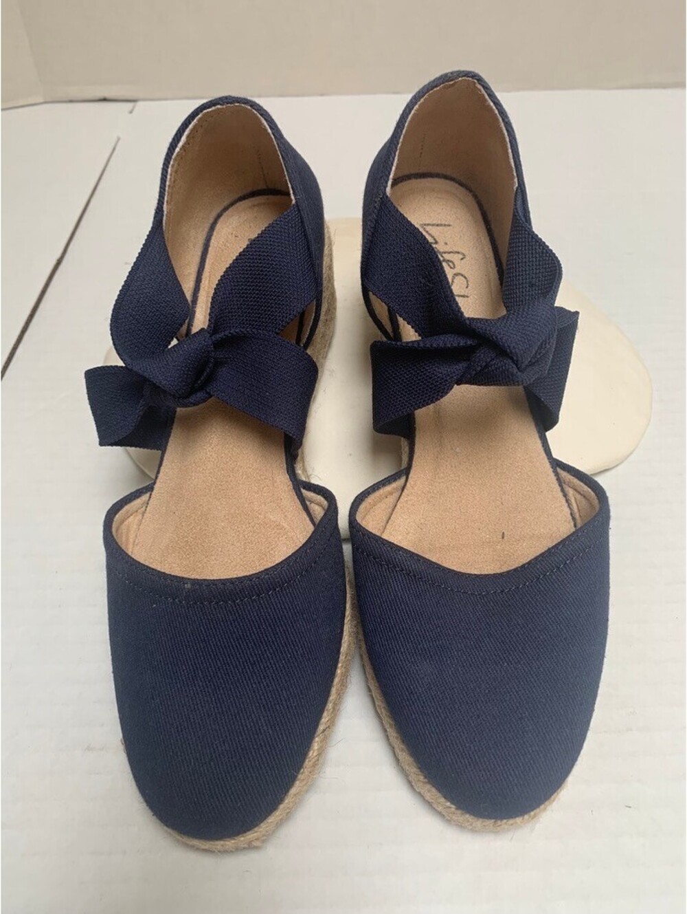 Life Stride Velocity Kascade Navy Blue Platform Shoe Size 7.5M Fabric